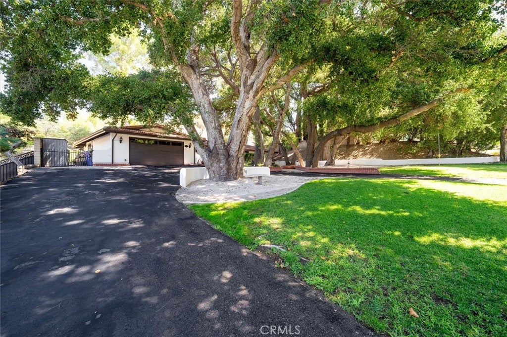 15737 Warm Springs
