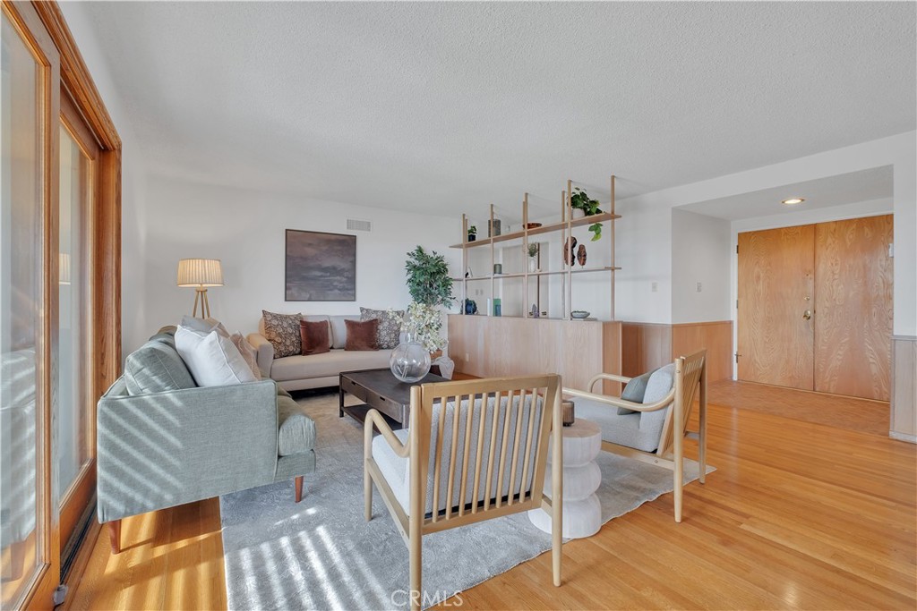 2727 San Ramon Drive