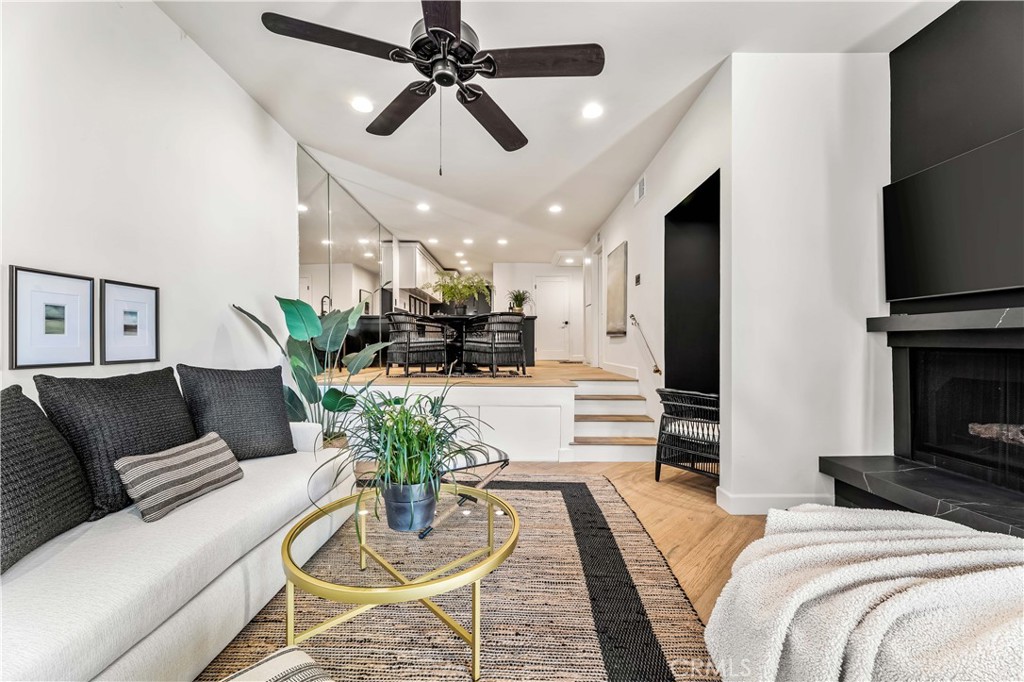 Marina Pacifica (MRP) - Residential