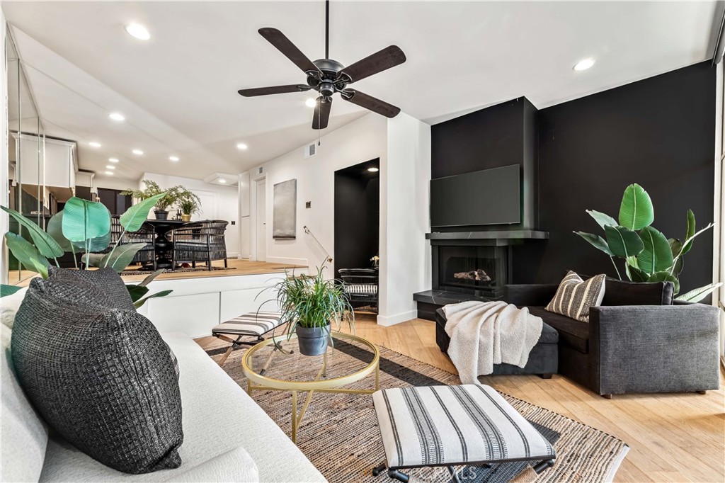 Marina Pacifica (MRP) - Residential