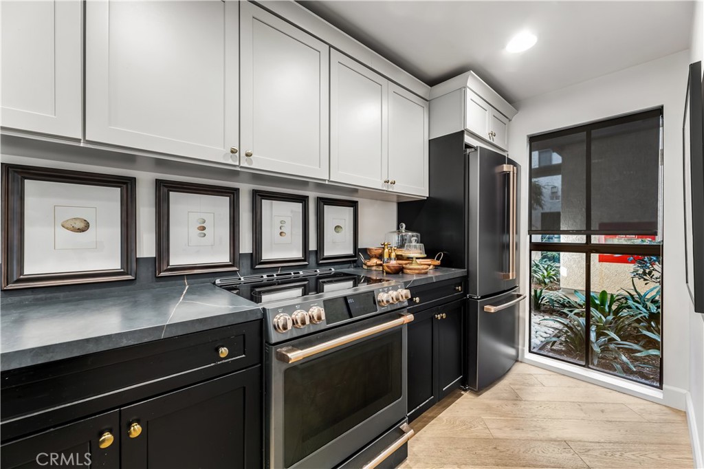 Marina Pacifica (MRP) - Residential