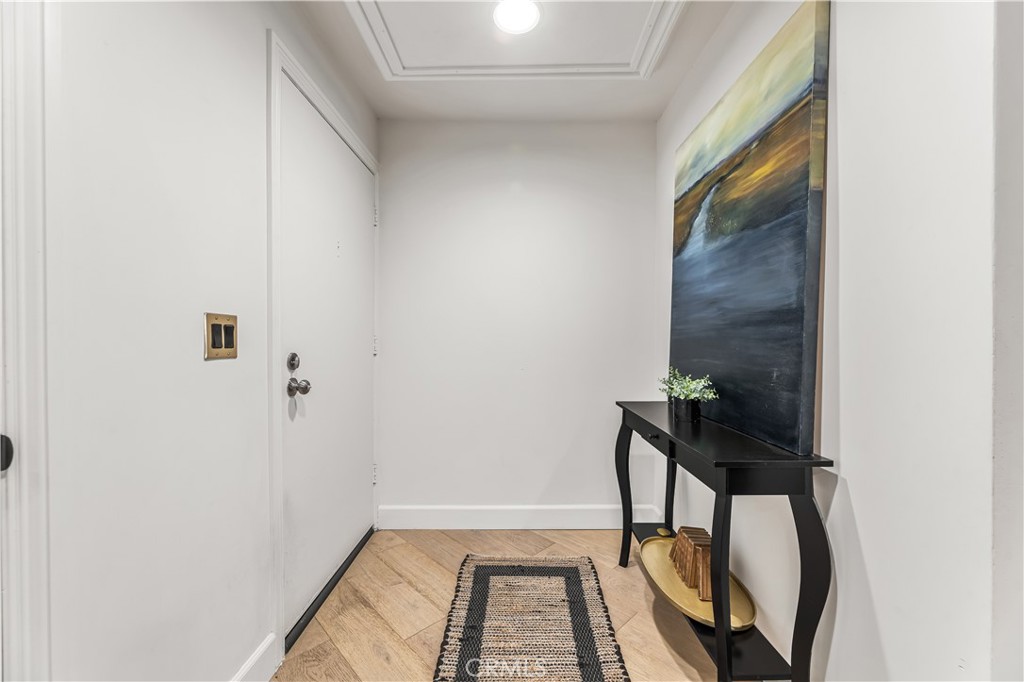 Properties 3 6112 Marina Pacifica N