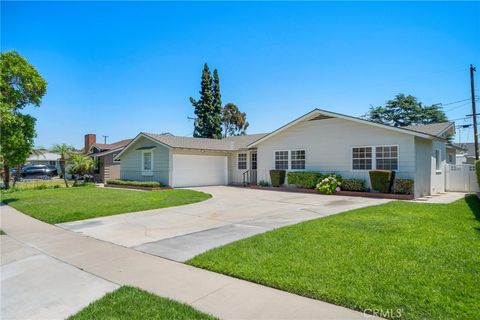 2458 W Marian Avenue Anaheim CA 92804