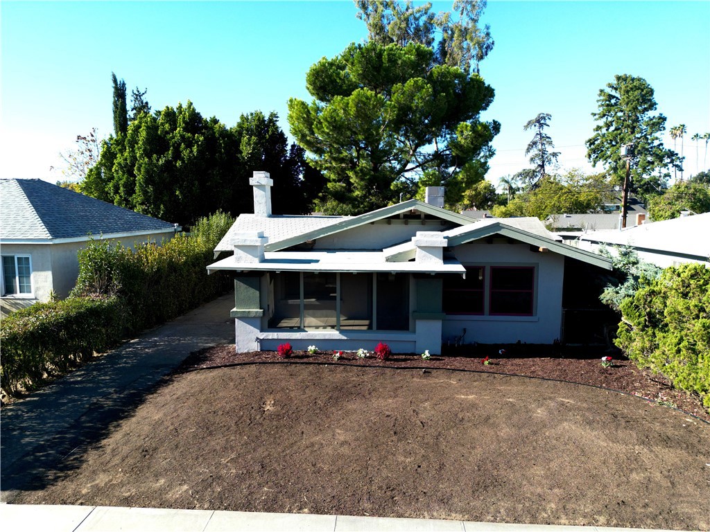3688 Hoover Street