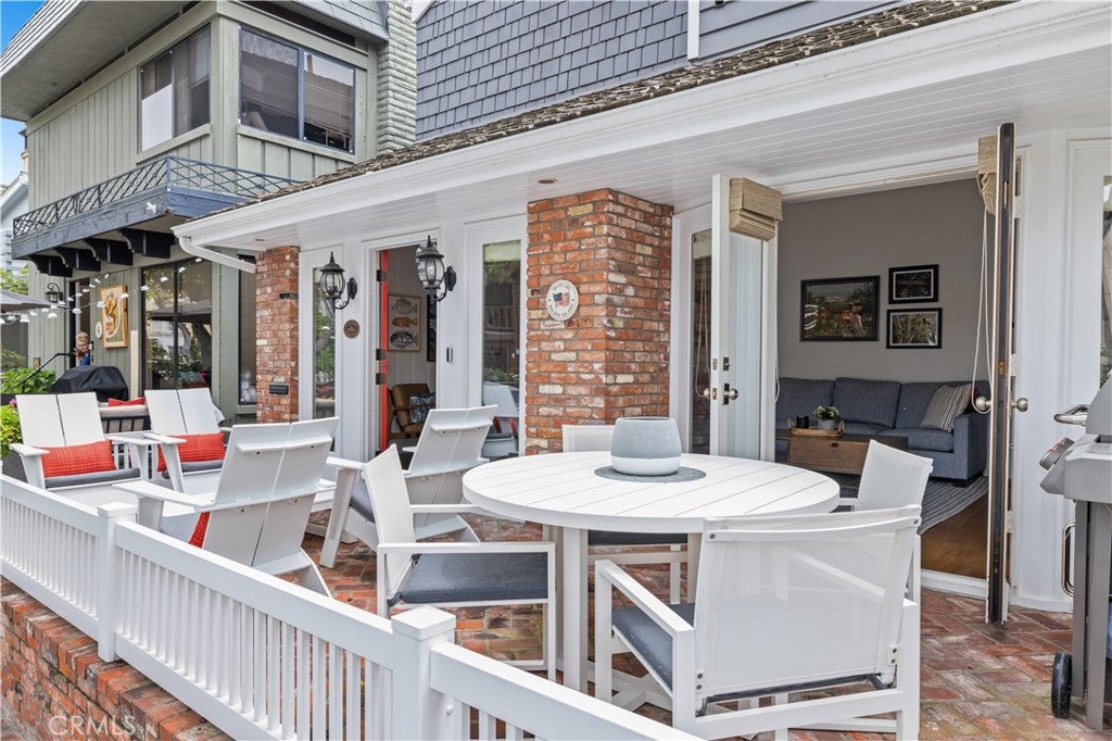 110 Pearl Avenue