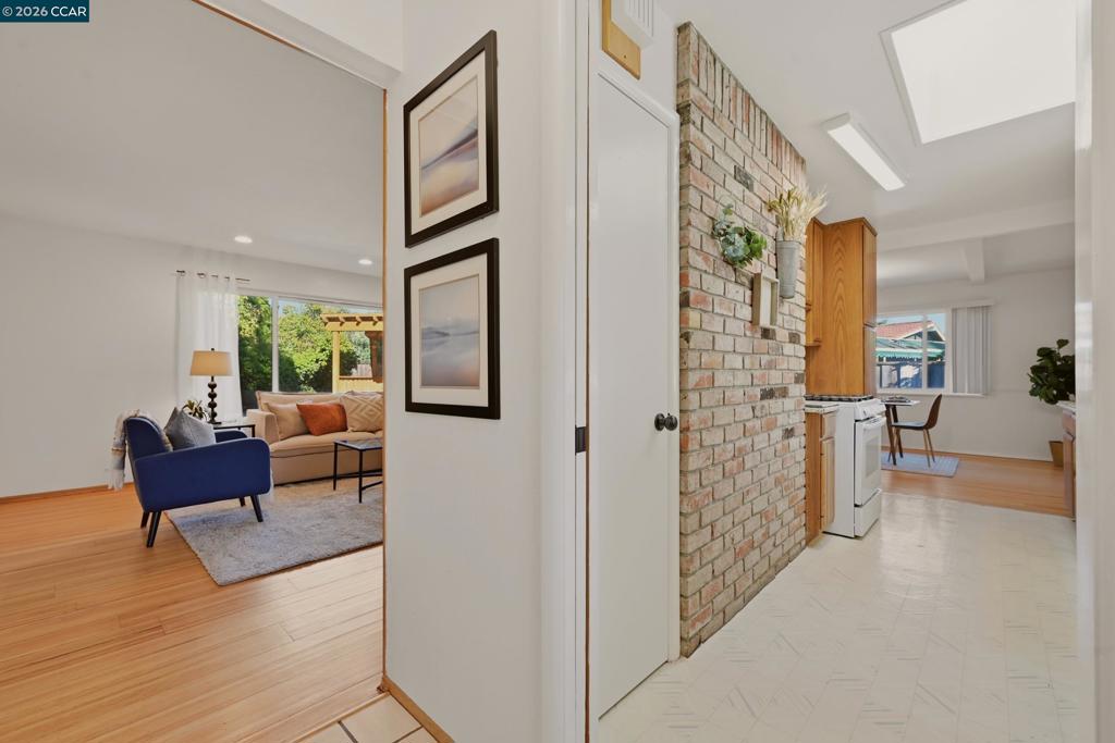 433 Le Jean Way