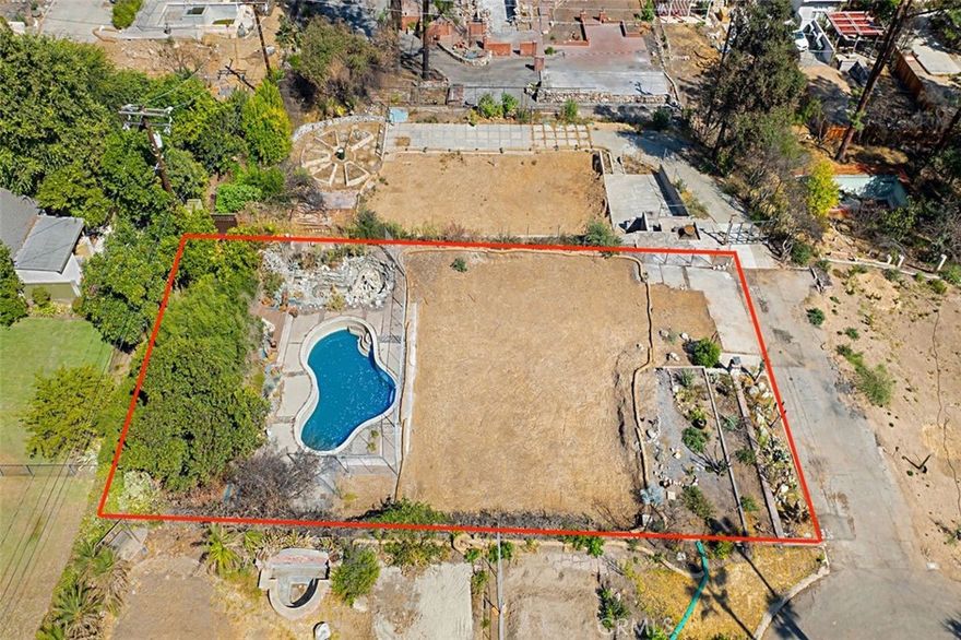 This is a prime location large vacant lot 75X150 by the prestigious Altadena Town and Country club on a very sought after very private CUL- DE- SAC street for a great California life style. Property is facing south on a cul de sac with lots of light coming through.

Property located near Altadena Golf Course with view of the San Gabriel Mountains. All utilities and sewer were connected prior to Altadena Eaton fire.

Great opportunity to build a brand new dream home in this great street and neighborhood. Property used to have beautiful, approx 2,000 sqft, single level home with pool and you can create another wonderful home in this great location. This property offers unique opportunity to build the home of a lifetime. 

This is a burn site and sold AS IS, buyers to satisfy themselves regarding utilities and future use of property.