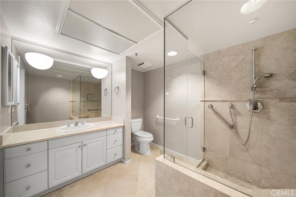 25442 Sea Bluffs 302