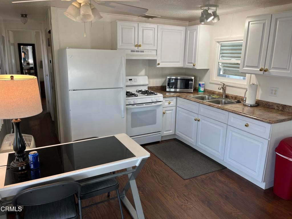 3900 E Main Street 37