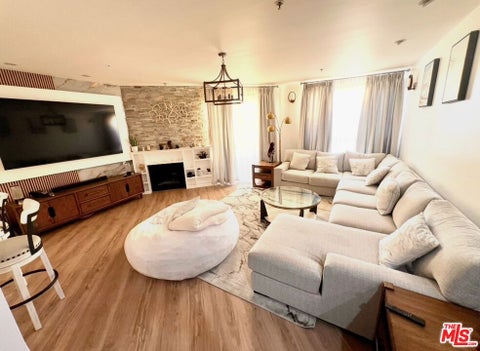 Photo of 255 Main Street #103, Venice, CA 90291 (MLS # 26996447)