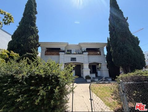 Photo of 5540 Lexington Avenue, Los Angeles, CA 90038 (MLS # 26830141)