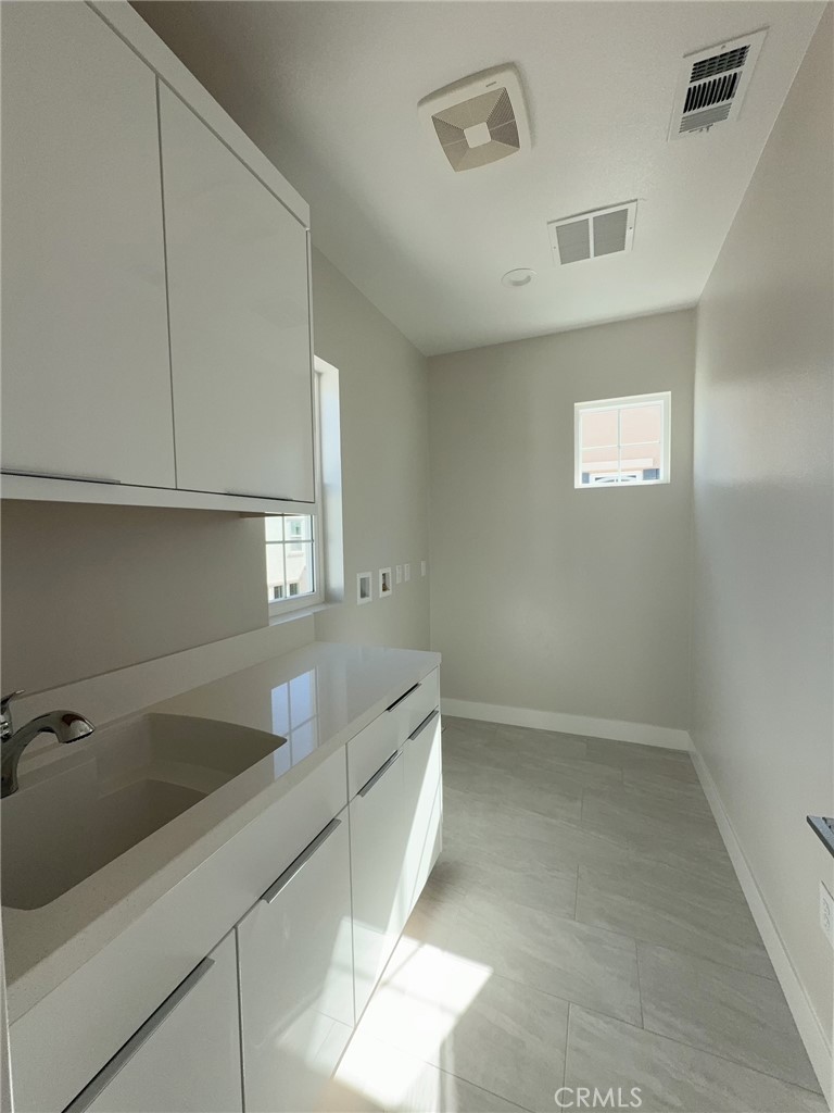 Alta Placentia (ALPL) - Residential Lease