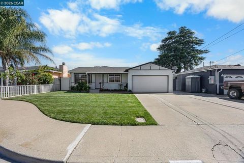 Photo of 1905 Rubye Dr Dr, Antioch, CA 94509 (MLS # 41136015)