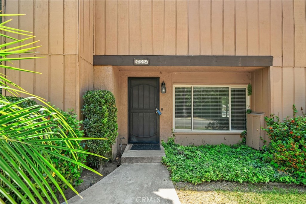 923 W State