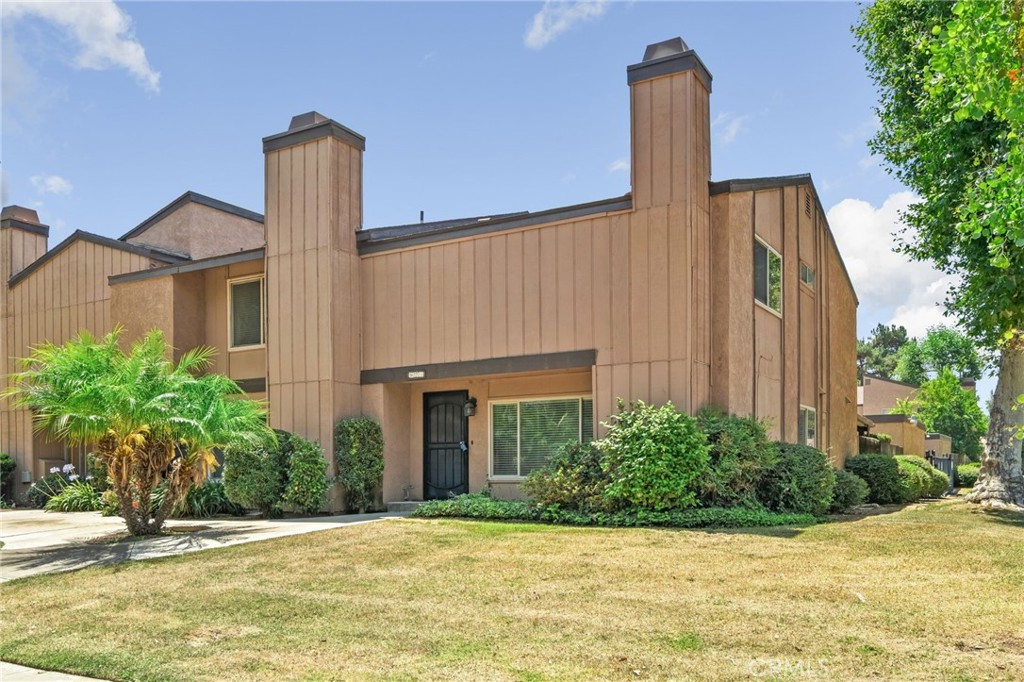 923 W State