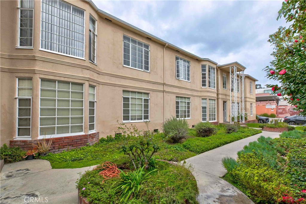 123 129 N Jackson Street