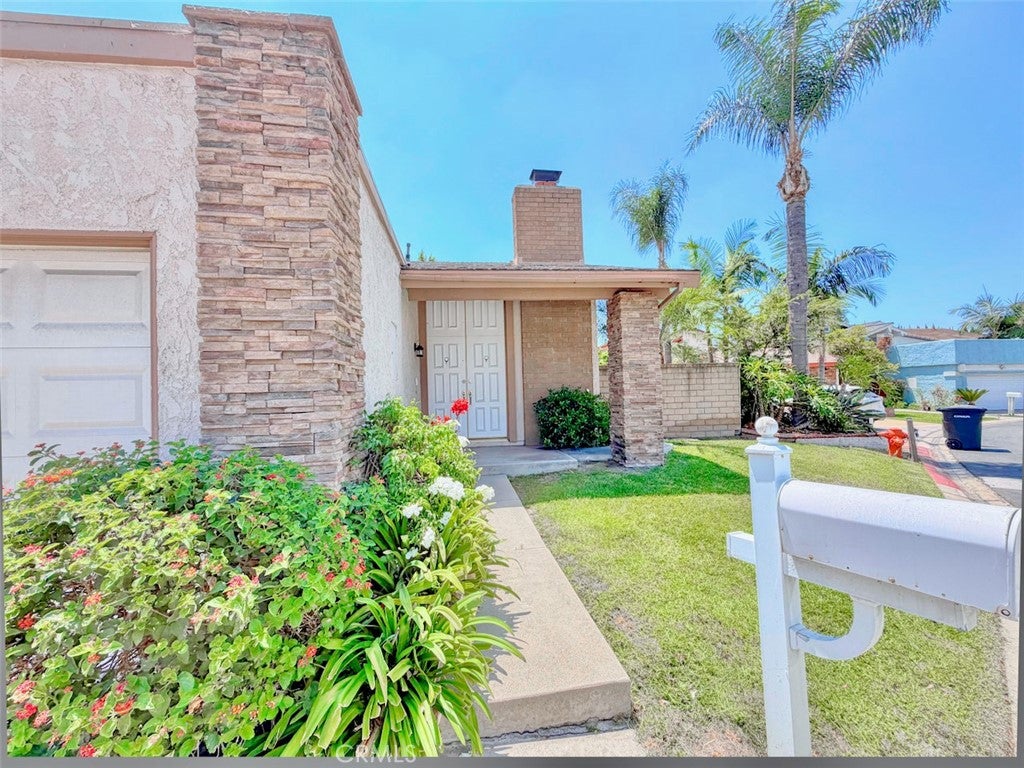 2134 N Pami Circle