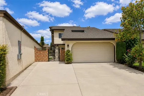1896 W Surf Dr, Anaheim, CA 92801 - MLS#: PW26110706