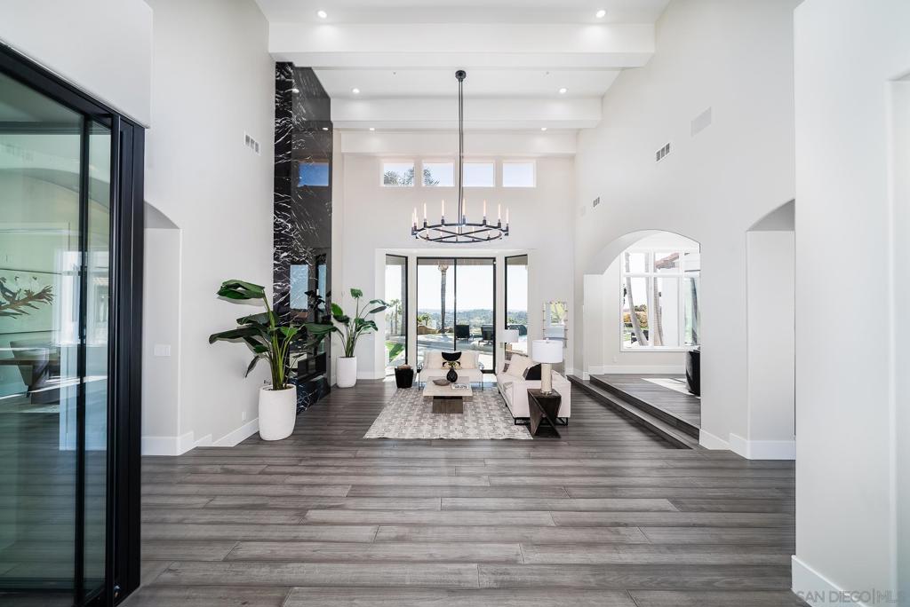 Rancho Santa Fe - Residential