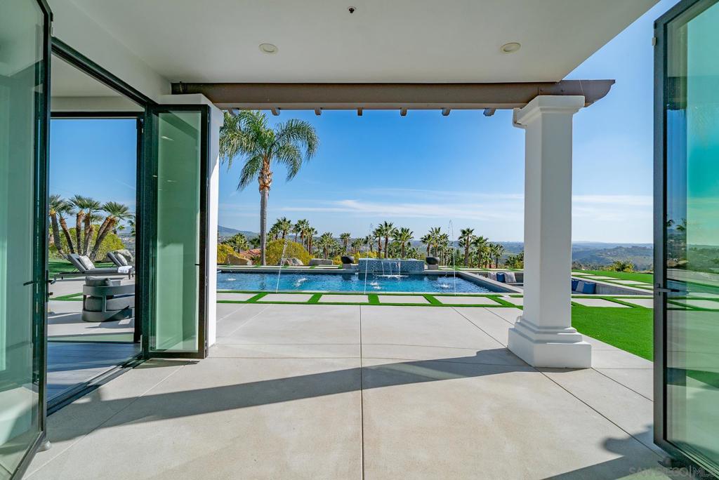 Rancho Santa Fe - Residential