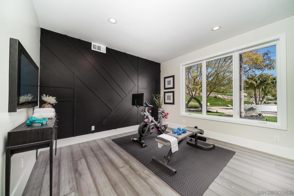 Rancho Santa Fe - Residential