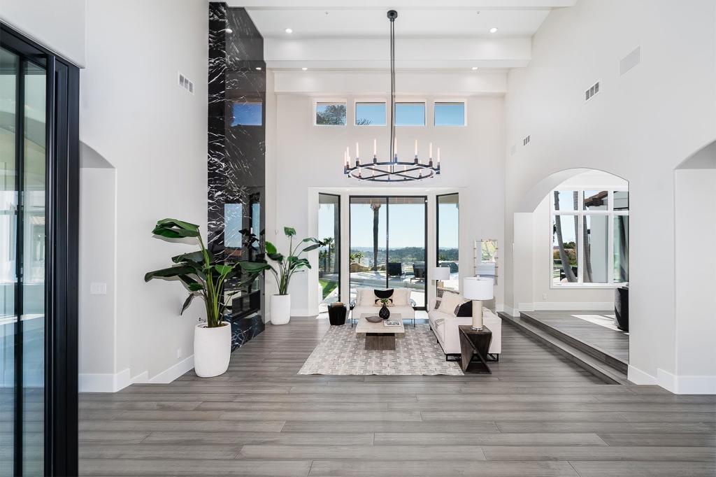 Rancho Santa Fe - Residential