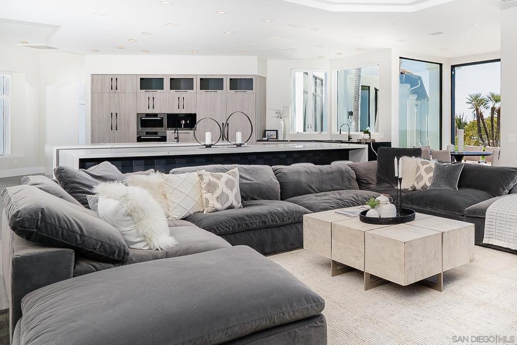 Rancho Santa Fe - Residential