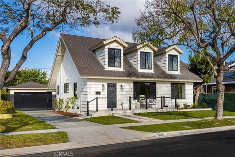 1909 Montair Avenue Long Beach CA 90815