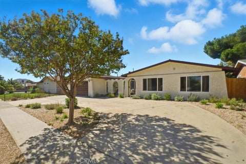 Photo of 9416 Emerald AVE, Fontana, CA 92335 (MLS # CV26209385)