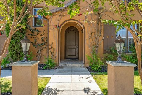 Photo of 780 W Aster Place, Santa Ana, CA 92706 (MLS # PW25264495)