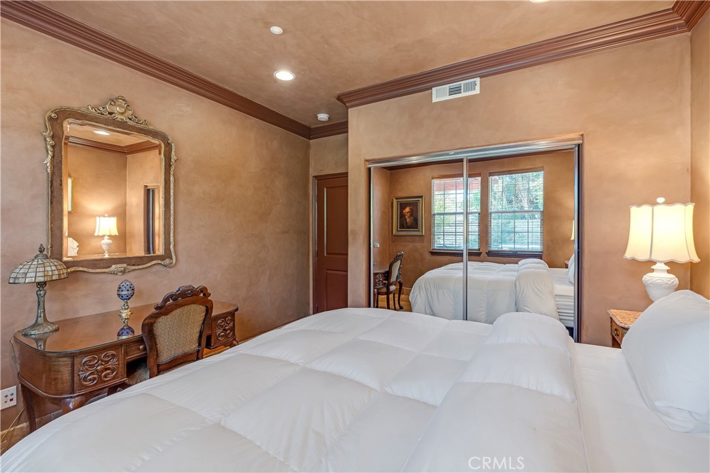 The Retreat - Residential