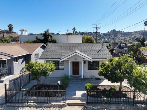 Photo of 4100 Shelburn Court, Los Angeles, CA 90065 (MLS # CV26192140)