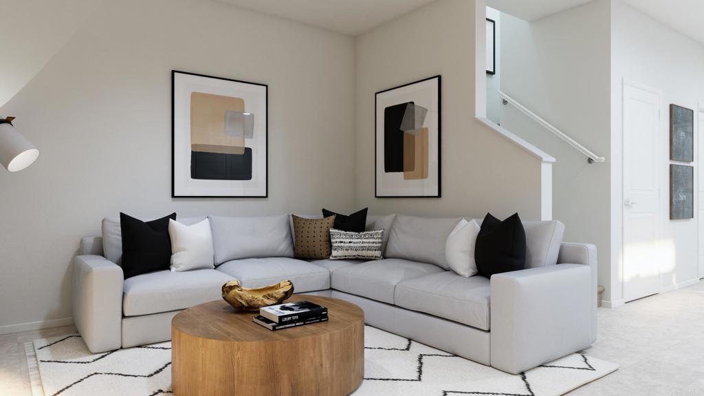 511 Avenida Centro 106