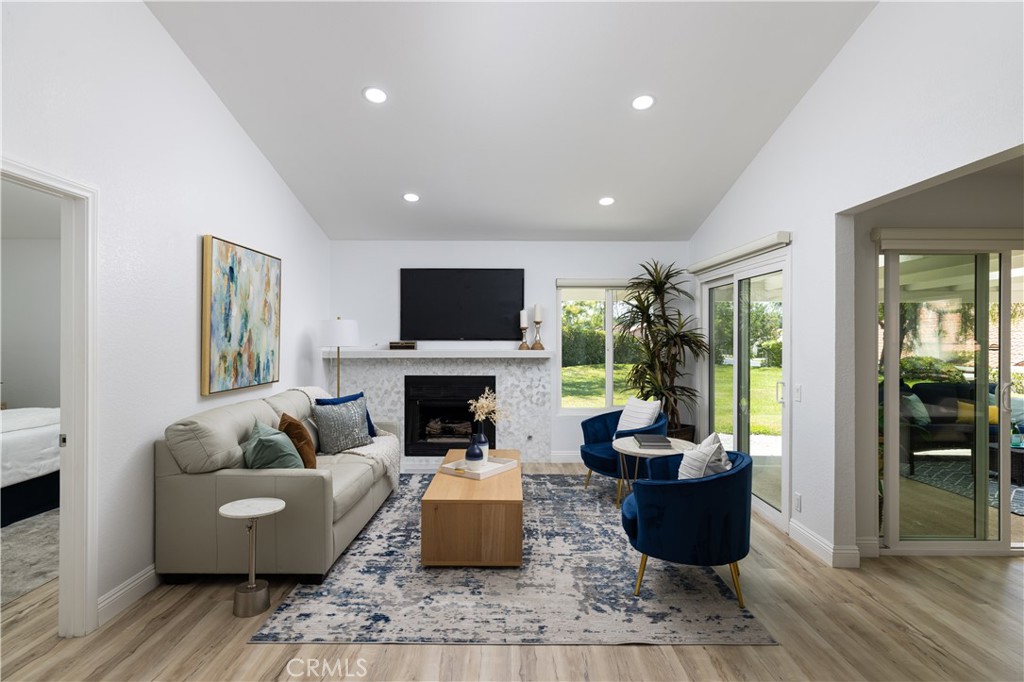 Casta Del Sol - Fiesta (CF) - Residential