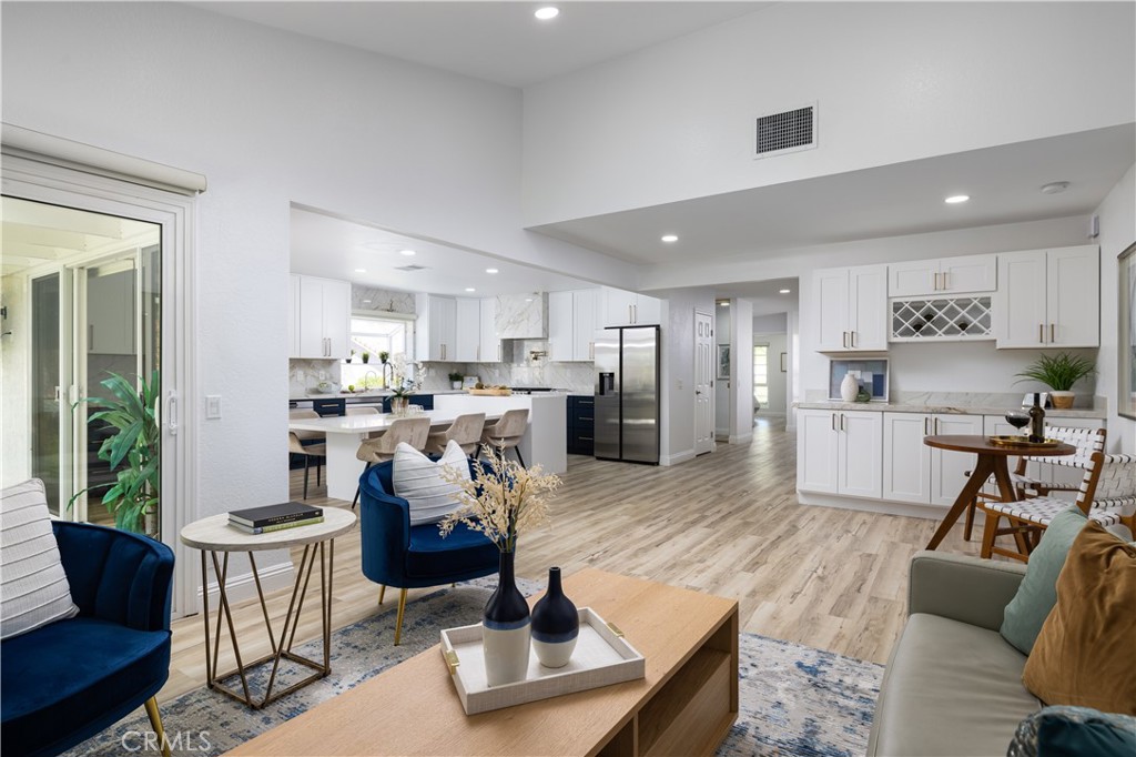 Casta Del Sol - Fiesta (CF) - Residential