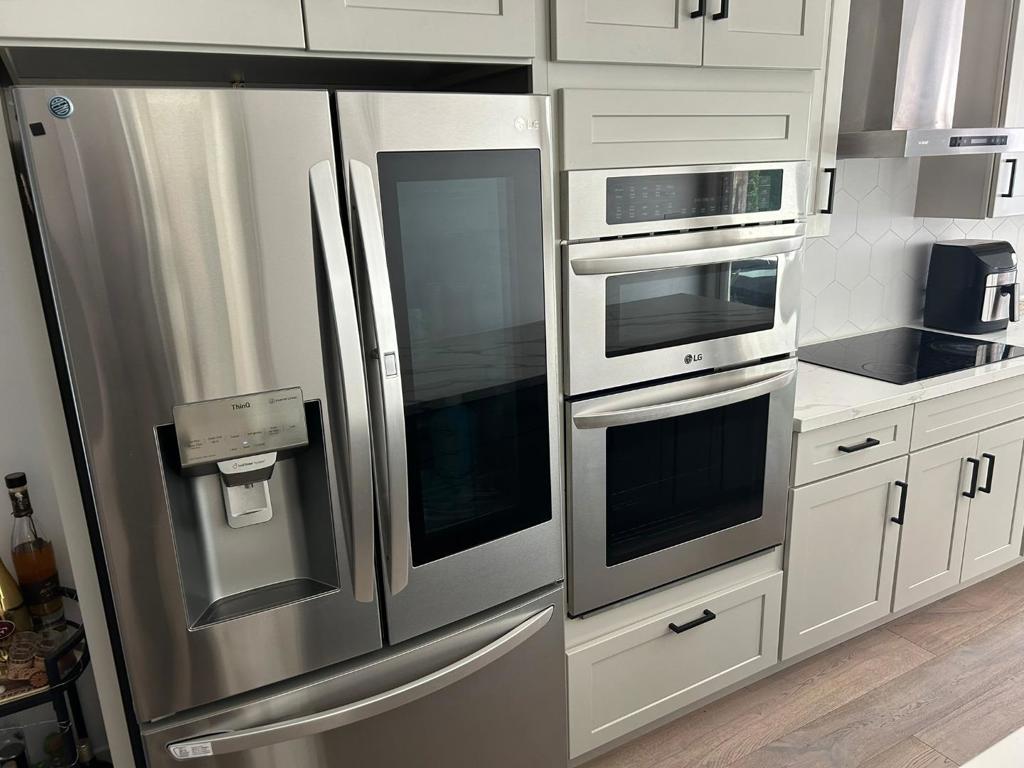 2175 Laurelei Avenue