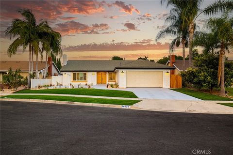 Photo of 14272 Shadybrook Dr, Tustin, CA 92780 (MLS # OC26146857)