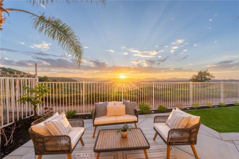 Photo of 17 Hollyleaf, Aliso Viejo, CA 92656 (MLS # OC26132618)