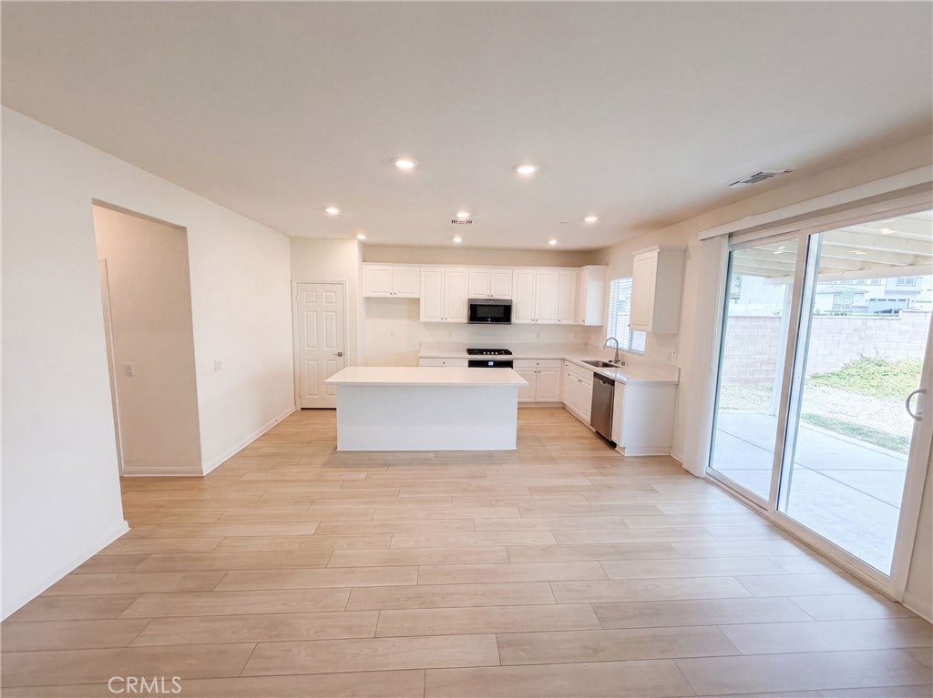 Photo of 27744 Bay AVE, Moreno Valley, CA 92555 (MLS # IV26197434)