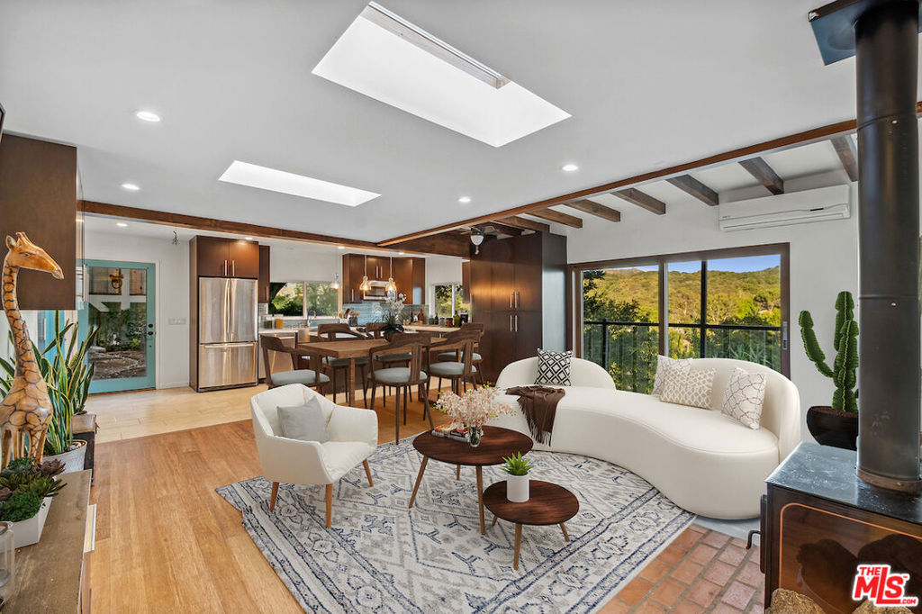 563 Canon View Trail