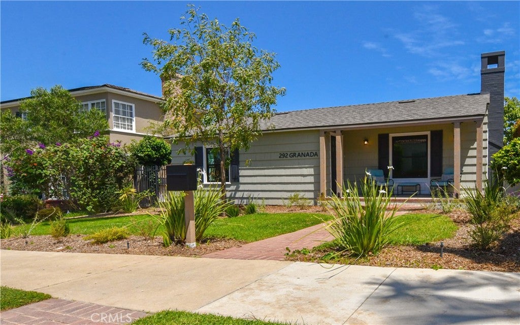 292 Granada Ave