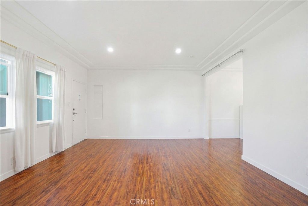 Photo of 5084 Lemon Grove Ave, Los Angeles, CA 90029 (MLS # CV26049878)