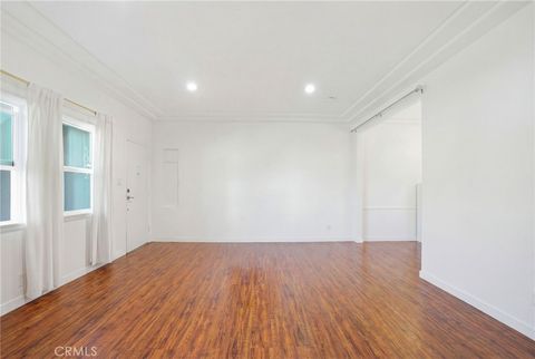 Tiny photo for 5084 Lemon Grove Ave, Los Angeles, CA 90029 (MLS # CV26049878)