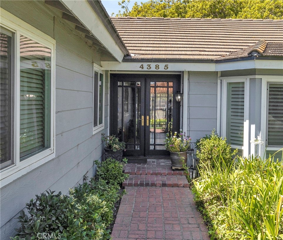 4385 California