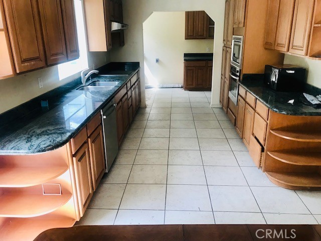 2710 Castle Rock Road