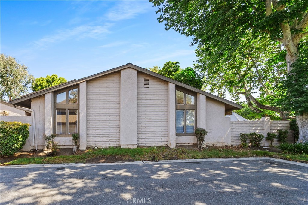 2608 N Tustin Ave, Unit A