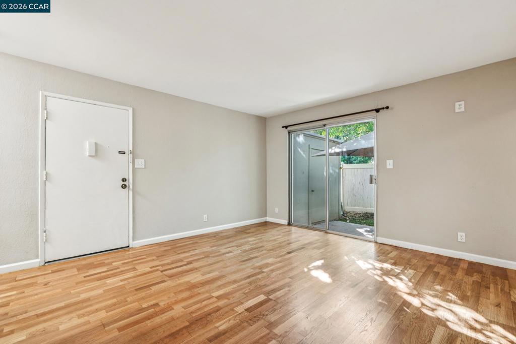 2035 Sierra Rd 4