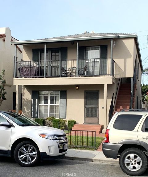 Photo of 143 Pomona Ave, Long Beach, CA 90803 (MLS # PW26046695)