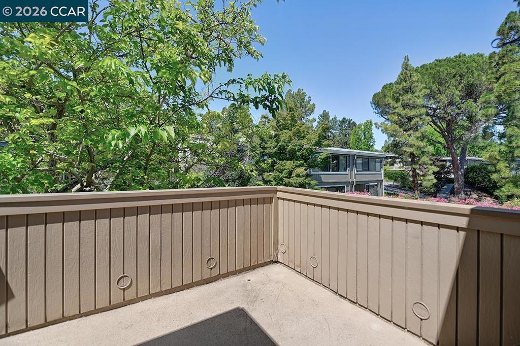 1109 Canyonwood Ct 1