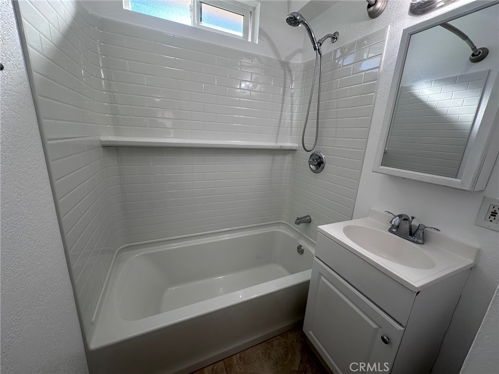 CUST - Residential Lease